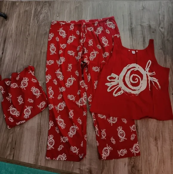 New Y2K Victoria's secret moda international pajamas