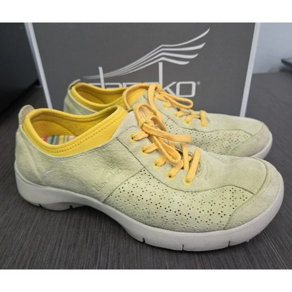Dansko Elise Suede Shoes Womens 39 US 8.5 Green Slip Resistant Lace Up Sneakers