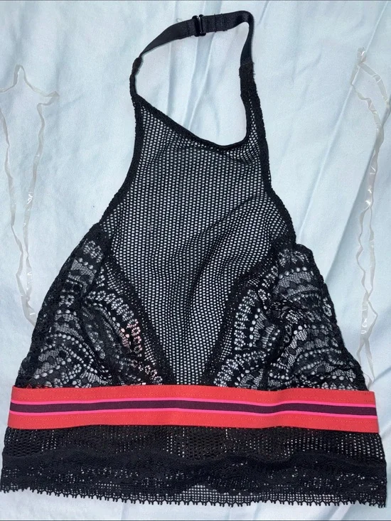 NWT Victoria's Secret Lace Halter Bra