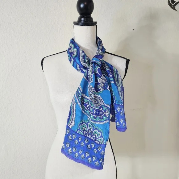 Worthington Vintage Scarf