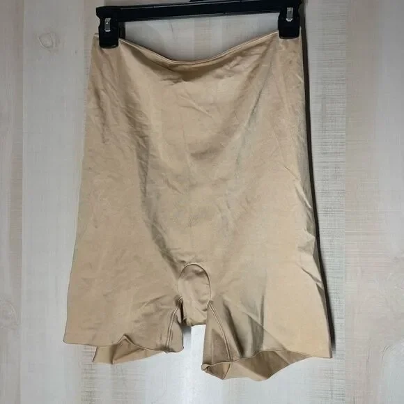 Spanx‎ nude beige mid thigh shaper, size XL