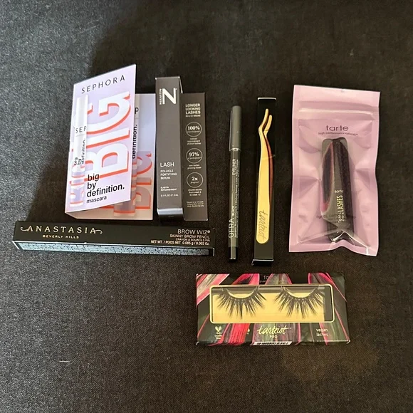 Makeup Set with Anastasia Brow Wiz and Tarte Lipstick - Eye Makeup Grab bag