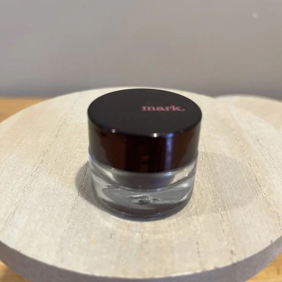 Buenos Aires Vibe Mark. Saved By The Gel Waterproof Eyeliner‎ Morado Sealed