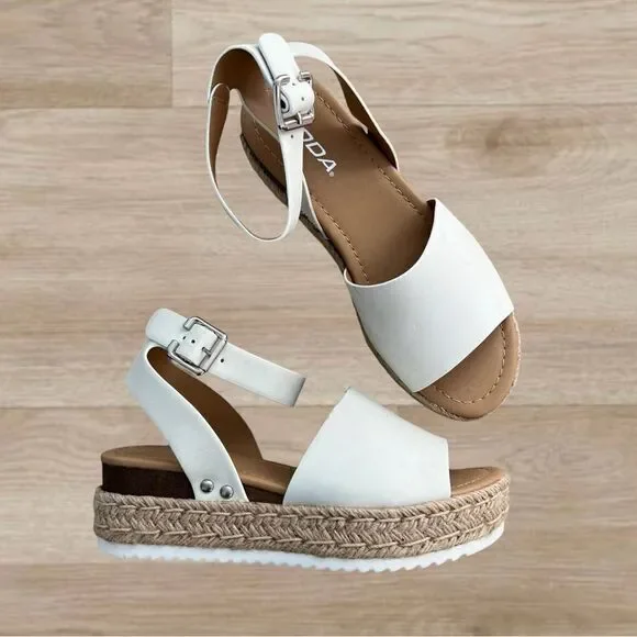 Soda White Espadrille Platform Sandals - Size 7