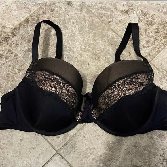 Adore Me Andrelisa Contour Balconette Bra Size 40C