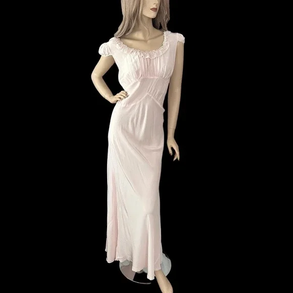 40s Pink Rayon Maxi Nightgown L Angelic Goddess Old Hollywood Coquette Glow Gaze