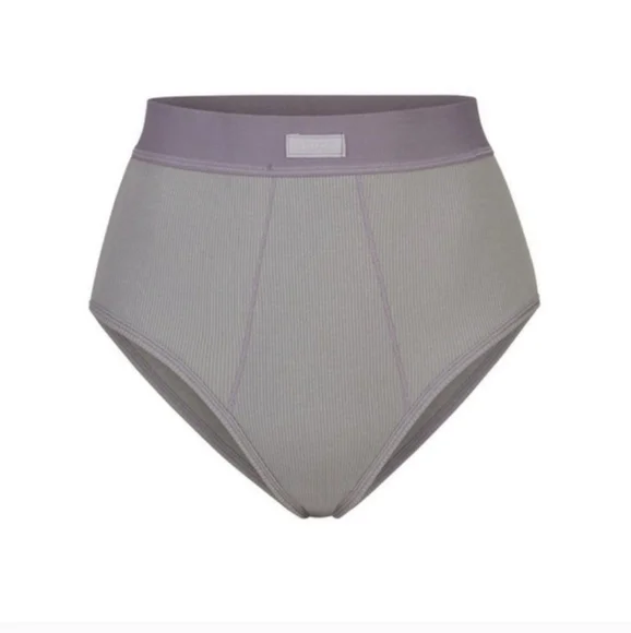 NWT SKIMS Cotton Ribbed Briefs in Pacific Size Medium NWT