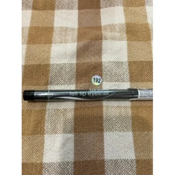 Eye Drama Felt Tip Eyeliner Extreme Black 80777 Long Lasting Liquid Eye Liner
