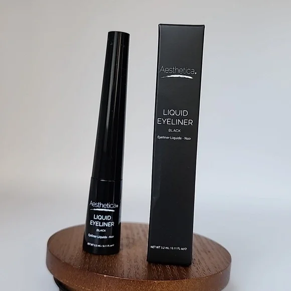 Aesthetica Liquid Eyeliner - Black