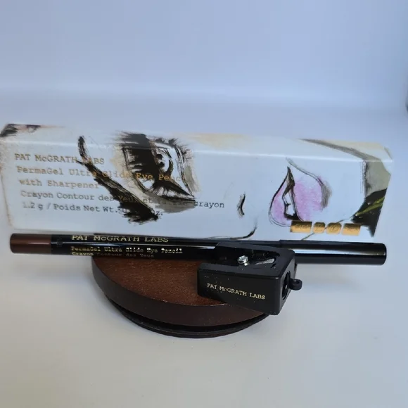Pat McGrath Labs PermaGel - Blitz Brown -Ultra Glide Eye Pencil with Sharpener