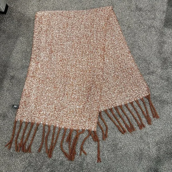 Mixit Chunky Soft Luxury Thick Knit Orange White‎ Scarf Wrap 22in X 70in Warm