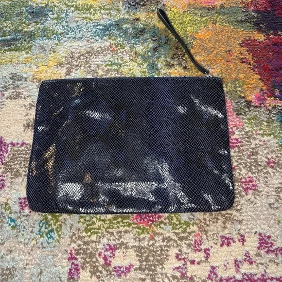 NWT Banana Republic Faux Leather Snakeskin Print Tablet Case