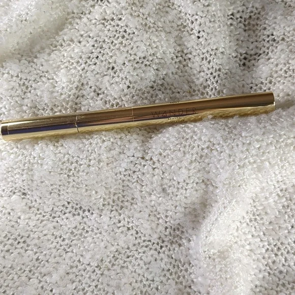 Wander Beauty High Line Liquid Eyeliner in Runway, 0.6ml/0.02fl oz