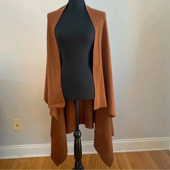 Bruno Magli Cashmere & Wool Knit Sweater Cape Scarf. One Size. Brown