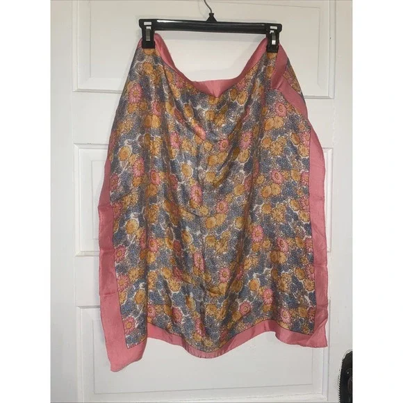Vintage Pink Floral Flower Scarf‎
