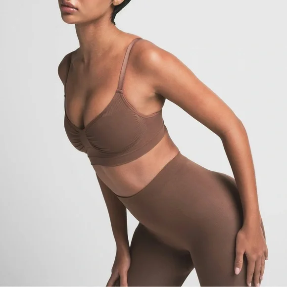 Skims seamless sculpt BRALETTE jasper