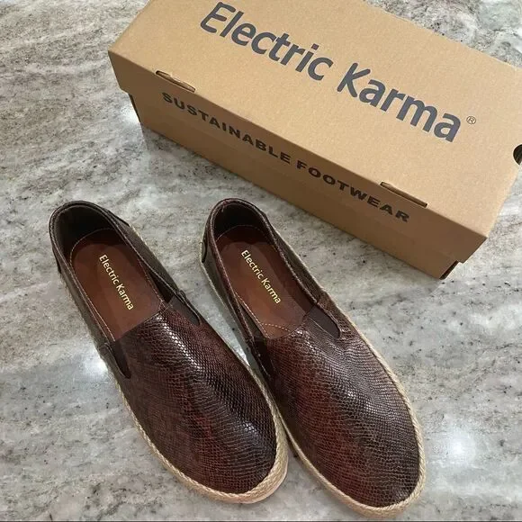 NWT Electric Karma Lola Chocolate Espadrilles Size 8