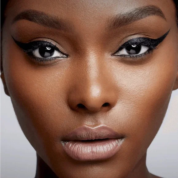 UZO Beauty Blaque Liquide Eyeliner easy to use voted best by Oprah!