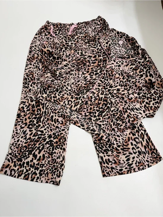 Victoria's Secret Pink Leopard Print Pajama Set Women's Large
