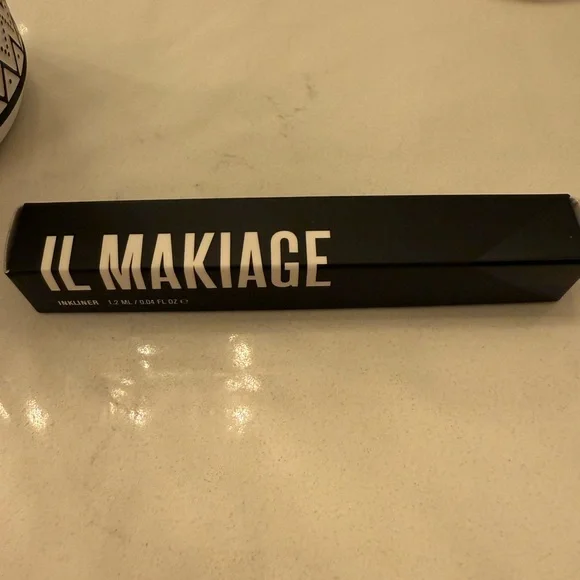 New - IL MAKIAGE‎ Bold Black Eyeliner