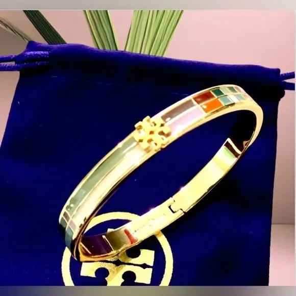 TORY BURCH MULTICOLORED LACQUERED ENAMEL LOGO BRACELET