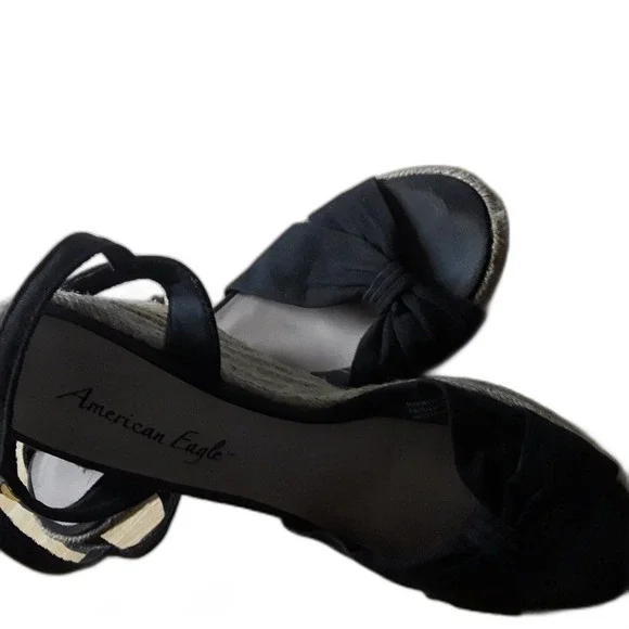 American Eagle espadrilles black wedge sandals size 8