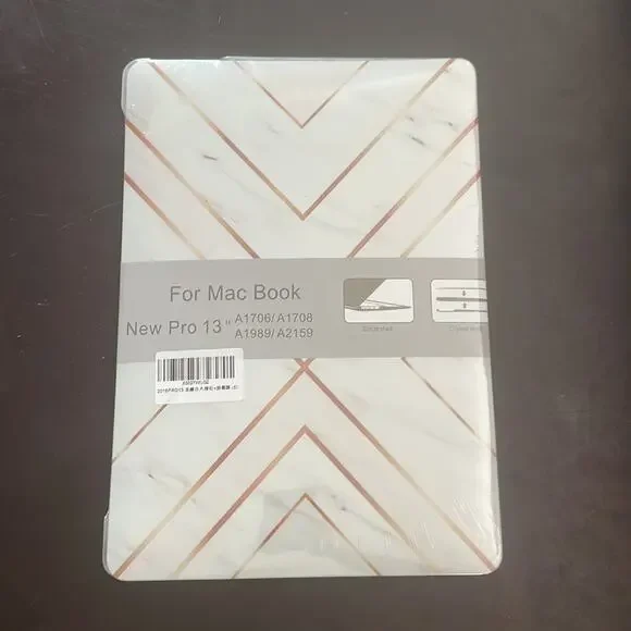 MacBook New Pro 13” gold/white marble hardshell case