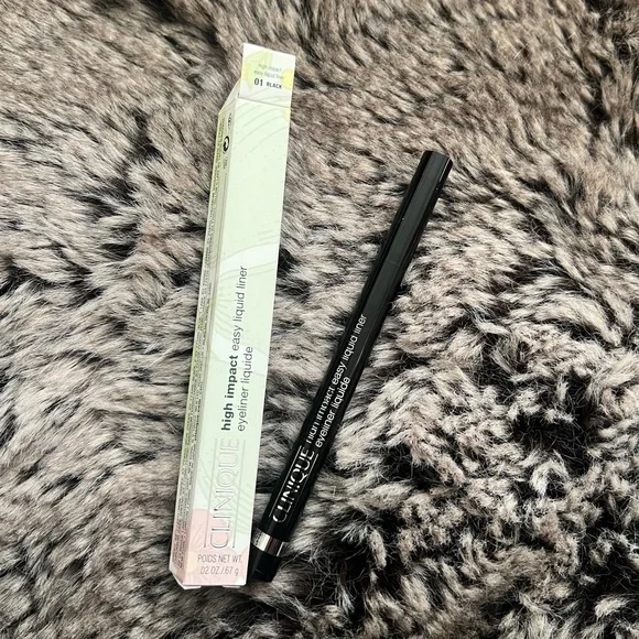 Clinique High Impact Easy Liquid Eyeliner - 01 Black - 0.02 oz / 0.67 g