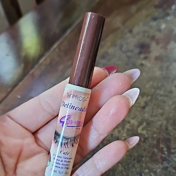 Brown Liquid Eye Liner Waterproof
