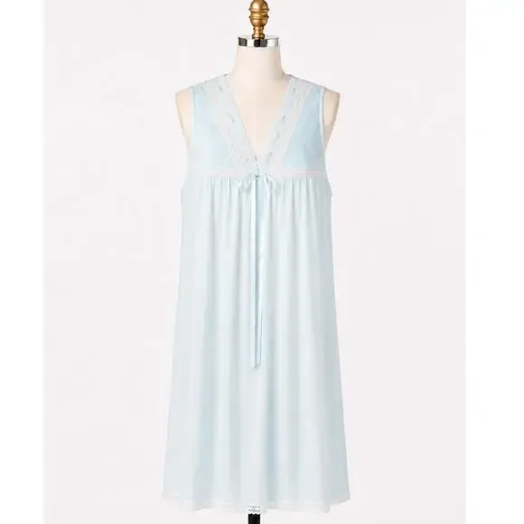 Barbizon Womens Blue Embroidered Vintage Nightgown Nightie Petite Small NWT