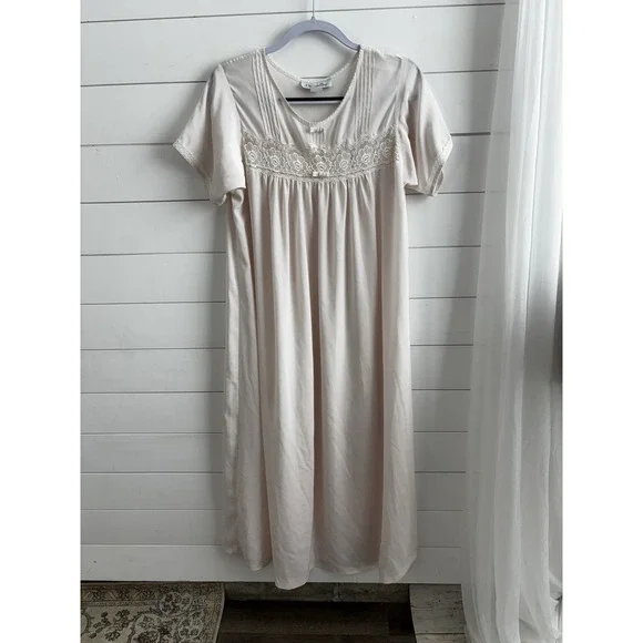 Vintage Christian Dior Light Pink Lace Bodice‎ Nightgown Sleepwear Dress