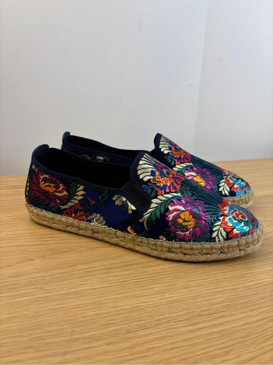Fabiolas Floral Embroidered Flat Espadrilles Woman’s 40/US 9.5 Spain
