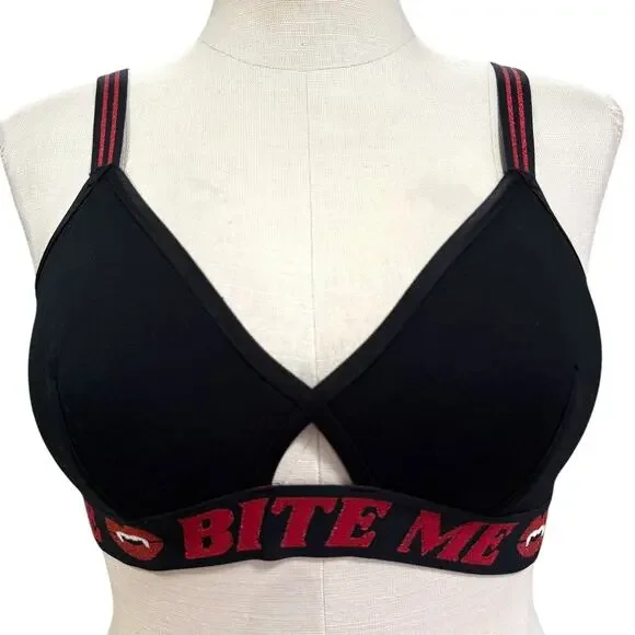 Torrid Plus Size 2 Bite Me Vampire Red Sparkle Wireless Knit Bralette Bra New 2X