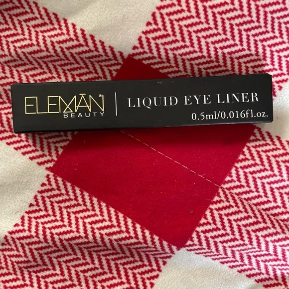 ELEMAN BEAUTY Liquid Eye Liner Color in Black 0.5 ml/0.016 fl‎ oz NEW Boxed