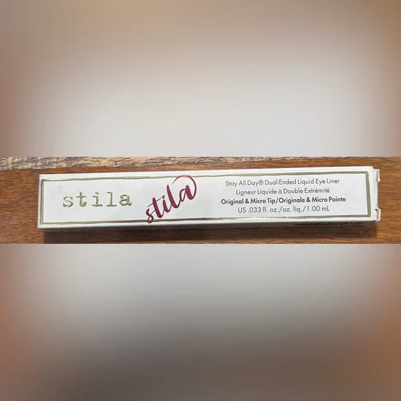 Stila Dual-Ended Liquid Eyeliner - Black and Silver