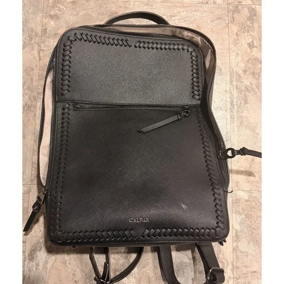 CALPAK Kaya 15