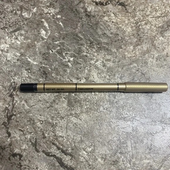 Revlon Timeliner for Eyes‎ Eyeliner .04 oz 1.1 g Ebony (BLACK) Sealed New