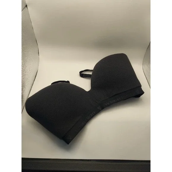 Victoria's Secret Black Sports Bra Size 32DDD‎ Convertible Heart Detail