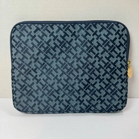 TOMMY HILFIGER Zip-Around Tablet Sleeve Pouch Carrying Case Blue Nylon Logo