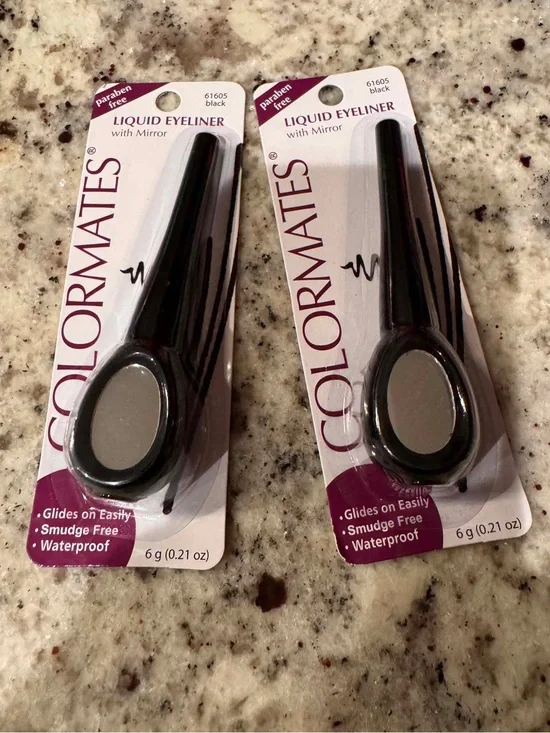 Black Liquid Eyeliner with Mirror - Waterproof Precision