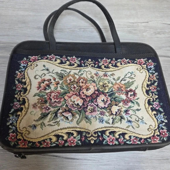 Vintage Floral Tapestry Travel Case Zipper Organizer Made Korea