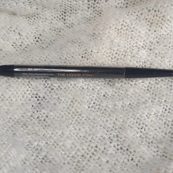 SHADES BY SHAN The Liquid Pen in Sapphire, 0.28g/0.001oz