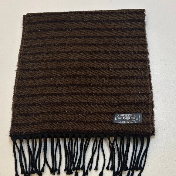 I. SHALOM & CO., INC Striped Scarf. B129