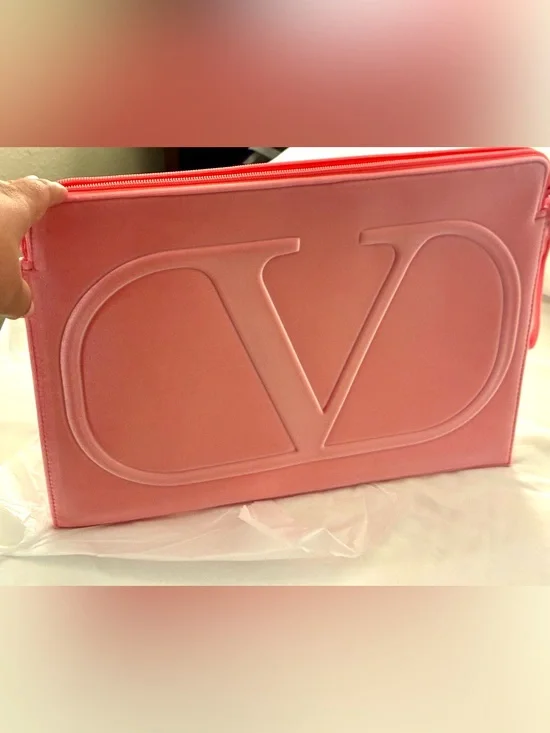 Ideal Gift!VALENTINO Pink Embossed V Logo Soft Velvet Laptop sleeve ;Coral pink