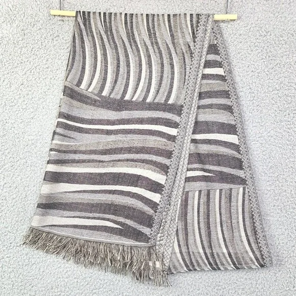 in-things Scarf Womens One Size Black‎ Gray Zebra Print 100% Silk Fringe Wrap