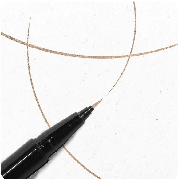 ❇️QUARTZ Stila DISCONTINUED Stay All Day Liquid Eyeliner Micro Tip NWT