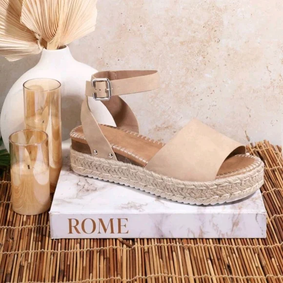 NEW Beige Espadrilles Sandals Size 9