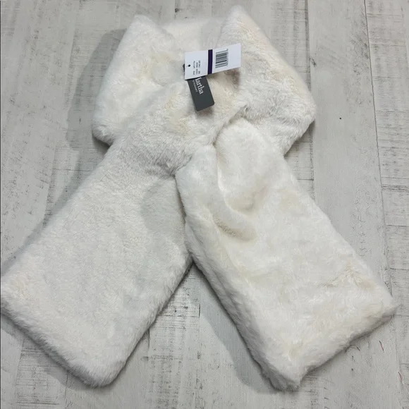 Martha Stewart Faux Fur Pull-Through Stole Scarf