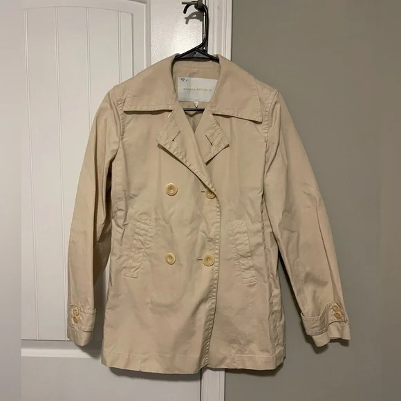 Banana Republic Short Trench Button Up Jacket