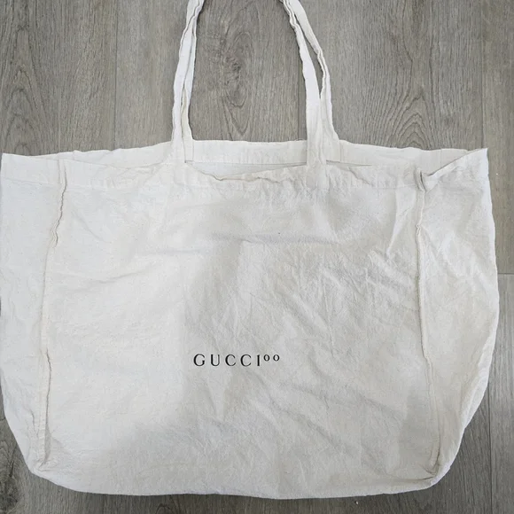 GUCCI Canvas Tote Bag in Natural Cream